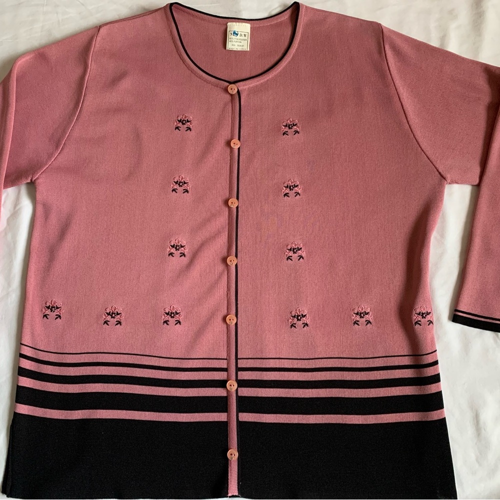Like new, Rose and black gorgeous beaded on buttons blouse.